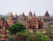 Štart do večnosti. Bagan, Myanmar.